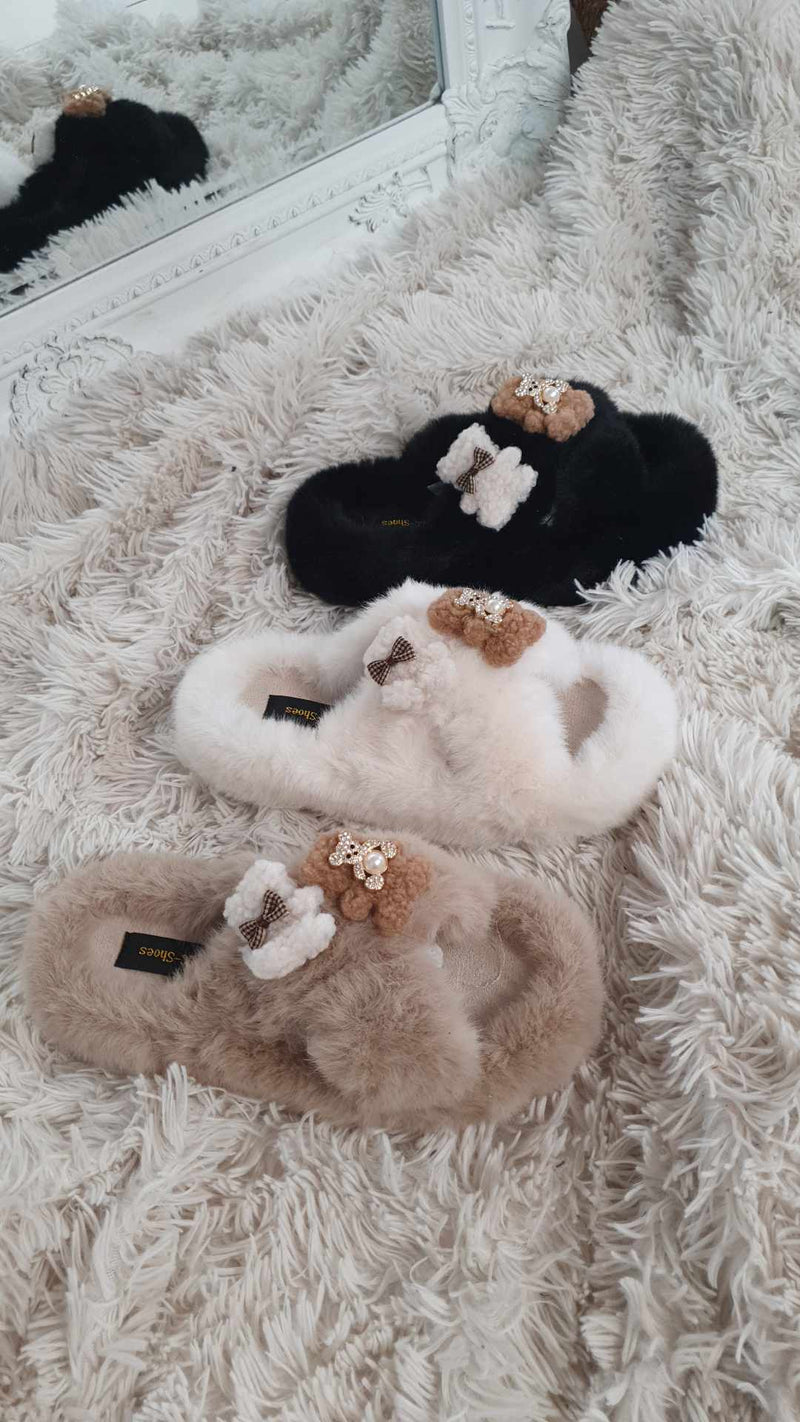 Ladies fluffy Slippers