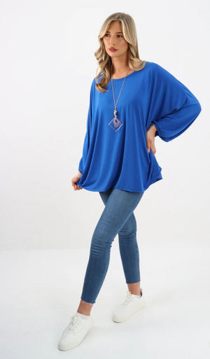 Slinky Batwing Top  & necklace